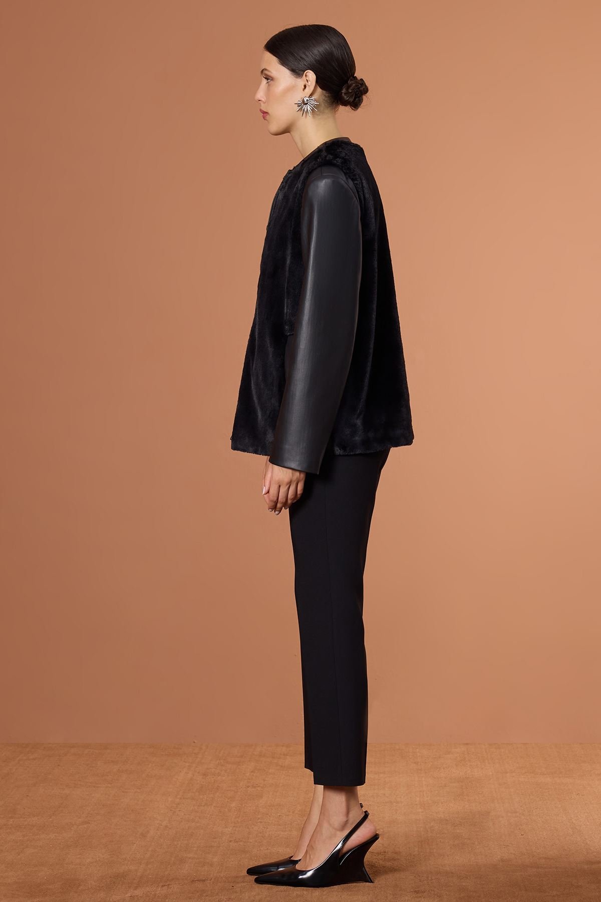 0012355_peluslu-deri-mont-siyah