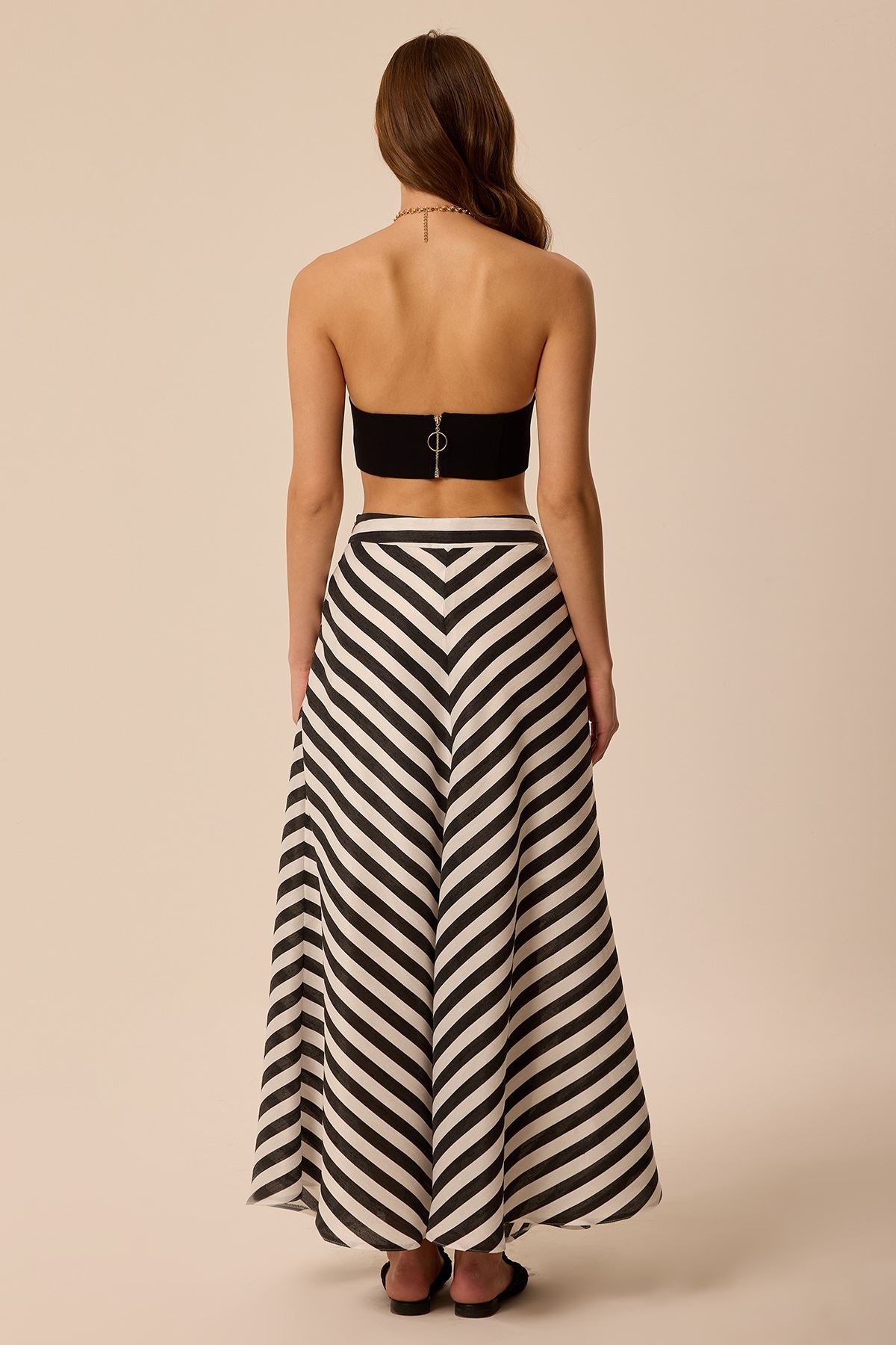 0013111_cizgili-maxi-etek-siyah